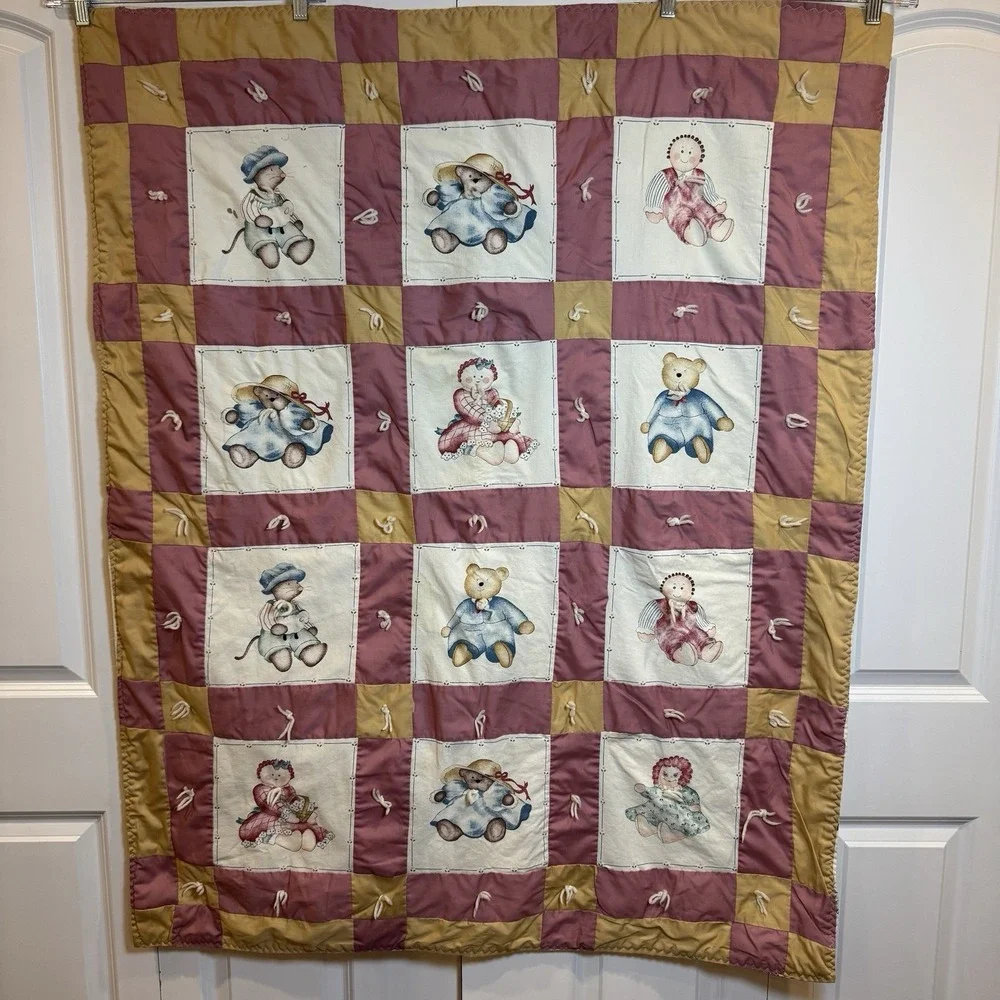 Vintage Reversible Embroidered Tied Baby Quilt 40x50‎ SALLY ANNE